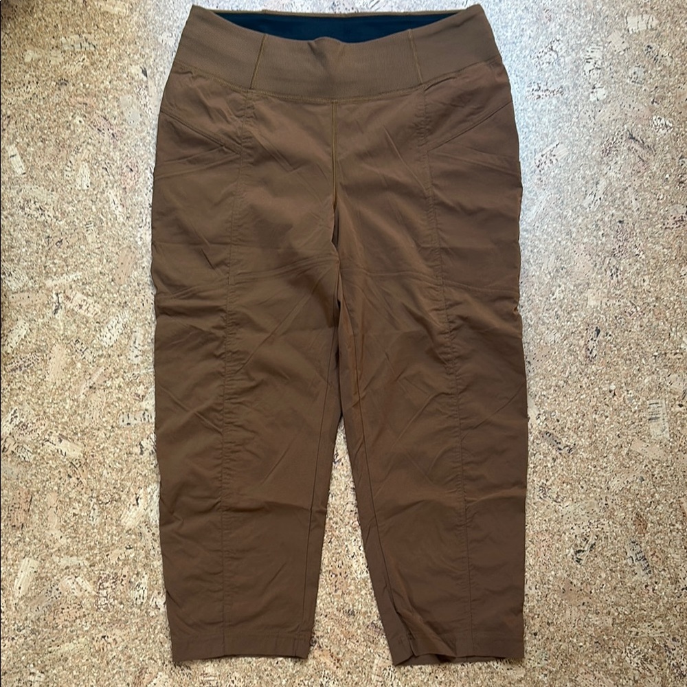 Women’s Prana Koen Capri Sepia Medium NWT